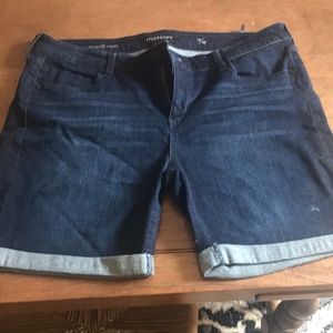 Liverpool Denim shorts, size 14/32. Never worn